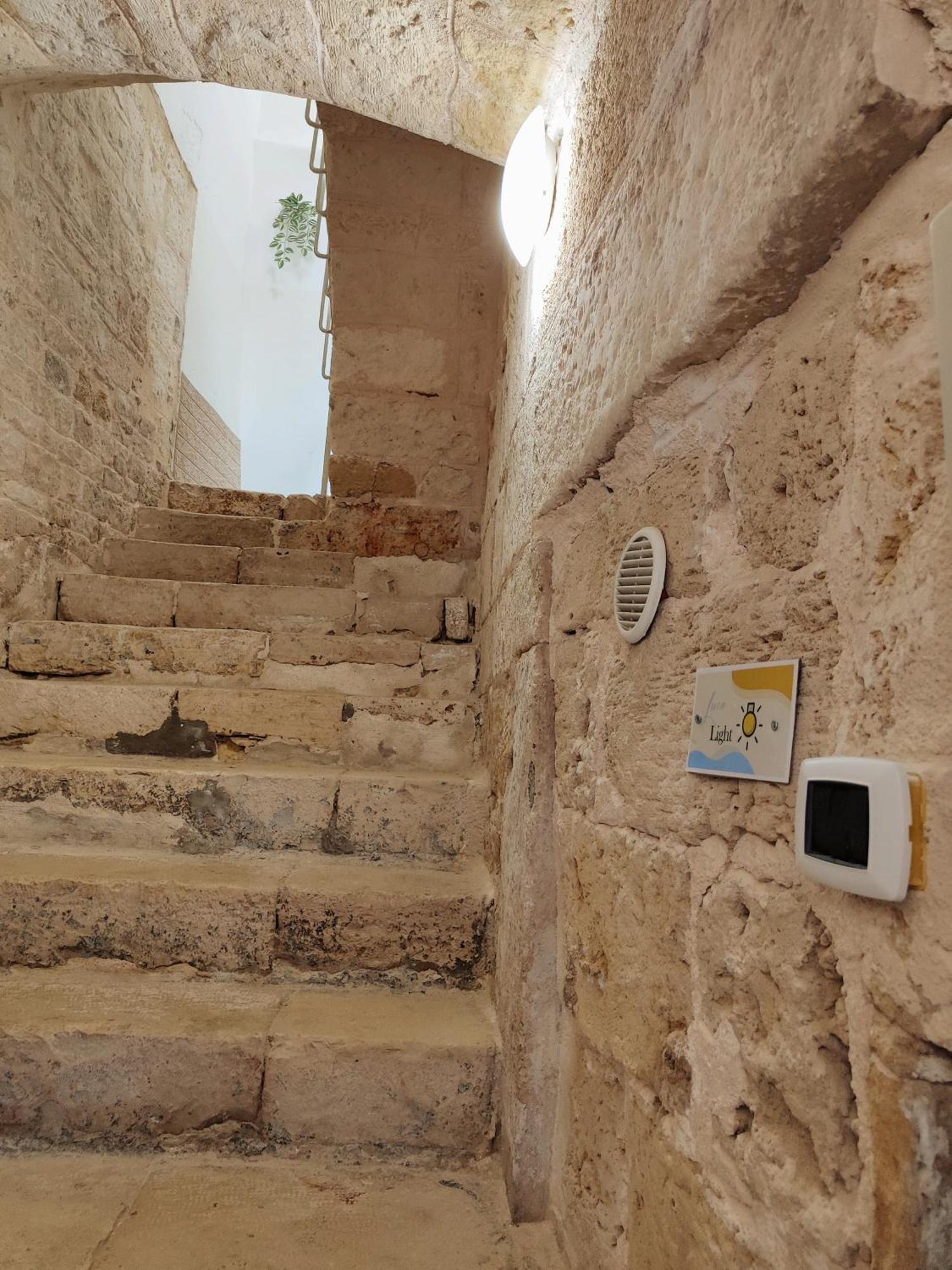 Casa Chloe - Vicino Al Porto E Basilica San Nicola Apartamento Bari Exterior foto
